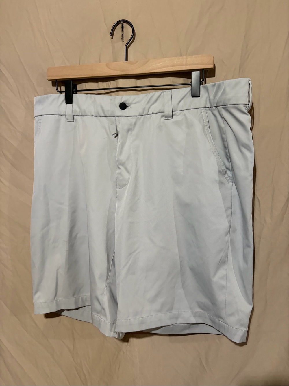 Good good golf shorts